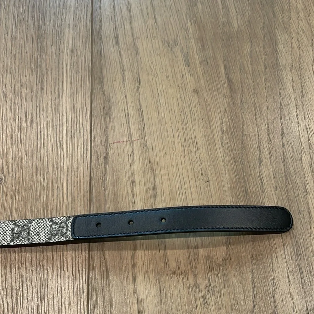 Gucci gg buckle